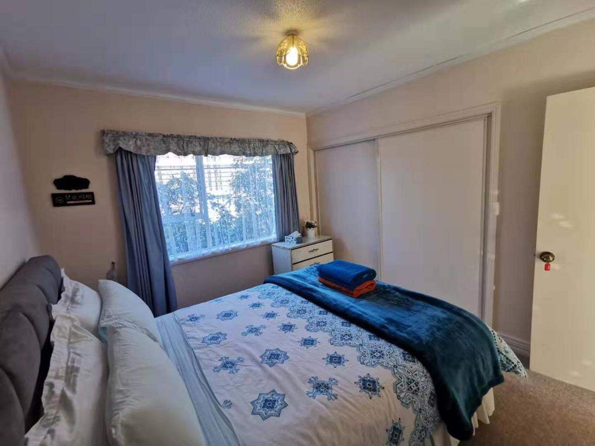 Large Private Room In Modern Stylish House Dunedin Exterior foto